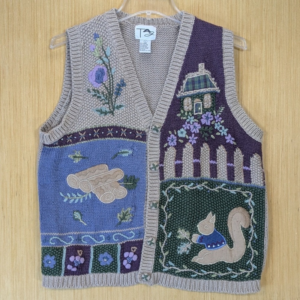 Vintage 90s Cottagecore Knit Sweater Vest Large Squirrel Cabin Floral Patchwork